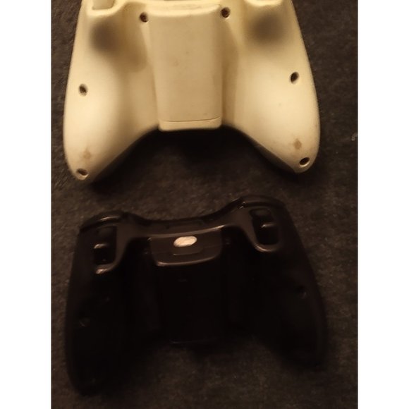 Xbox 360 controllers - Picture 2 of 4